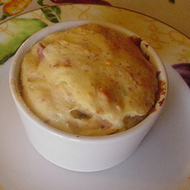 Soufflé Prosciutto e Formaggio