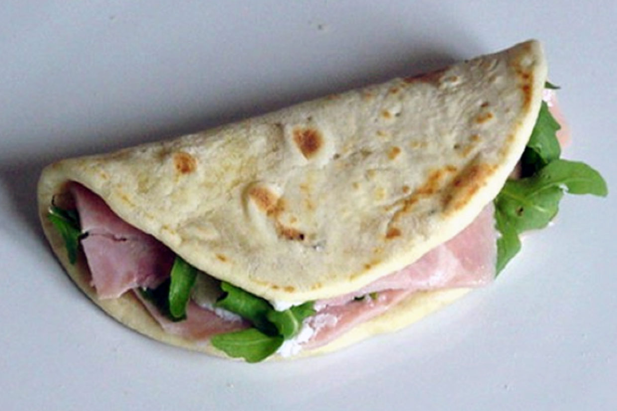 Piadina – Flat Bread with Filling